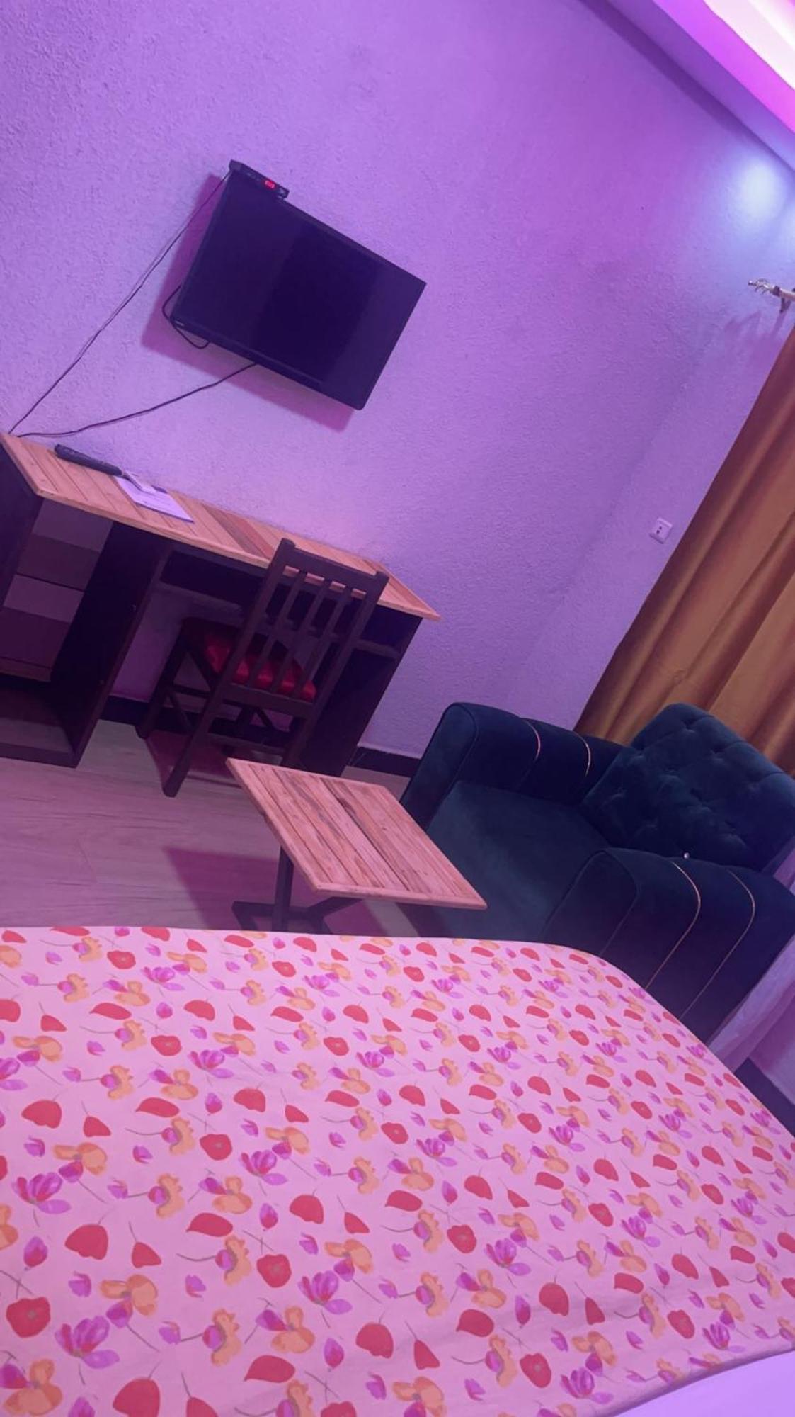 Hotel Residence Aicha Tambacounda Экстерьер фото